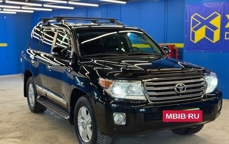 Toyota Land Cruiser 200, 2014 год, 4 700 000 рублей, 2 фотография