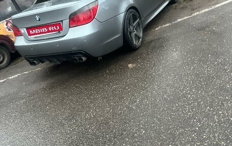 BMW 5 серия, 2008 год, 1 300 000 рублей, 10 фотография