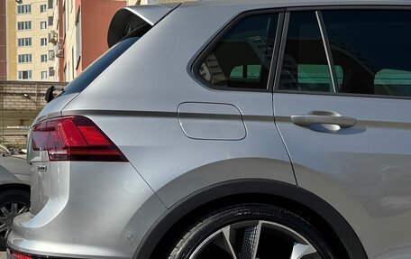 Volkswagen Tiguan II, 2020 год, 2 300 000 рублей, 3 фотография