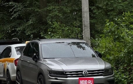 Volkswagen Tiguan II, 2020 год, 2 300 000 рублей, 7 фотография