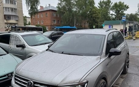 Volkswagen Tiguan II, 2020 год, 2 300 000 рублей, 10 фотография