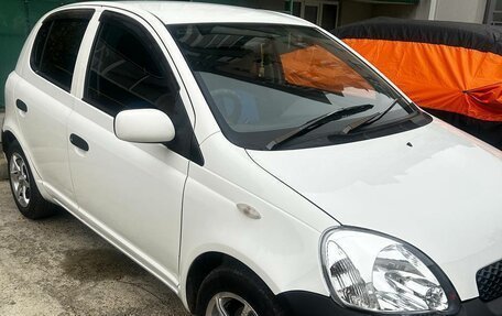 Toyota Vitz, 2003 год, 400 000 рублей, 2 фотография