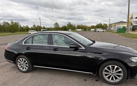 Mercedes-Benz E-Класс, 2018 год, 2 650 000 рублей, 3 фотография