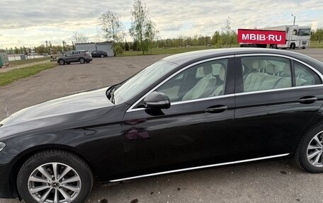 Mercedes-Benz E-Класс, 2018 год, 2 650 000 рублей, 5 фотография