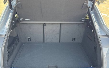 Porsche Cayenne III, 2025 год, 33 090 000 рублей, 25 фотография