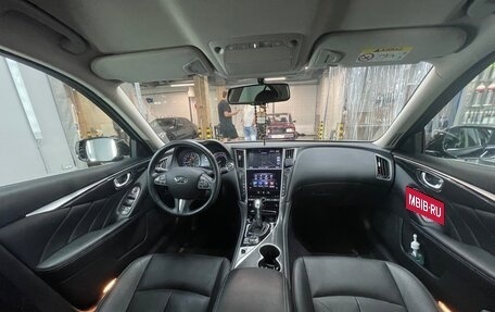 Infiniti Q50 I рестайлинг, 2017 год, 2 500 000 рублей, 14 фотография