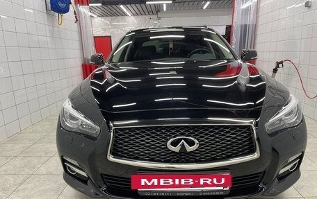 Infiniti Q50 I рестайлинг, 2017 год, 2 500 000 рублей, 4 фотография