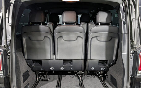 Mercedes-Benz V-Класс, 2024 год, 17 000 000 рублей, 15 фотография