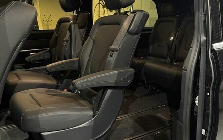 Mercedes-Benz V-Класс, 2024 год, 17 000 000 рублей, 7 фотография