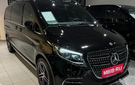 Mercedes-Benz V-Класс, 2024 год, 17 000 000 рублей, 3 фотография