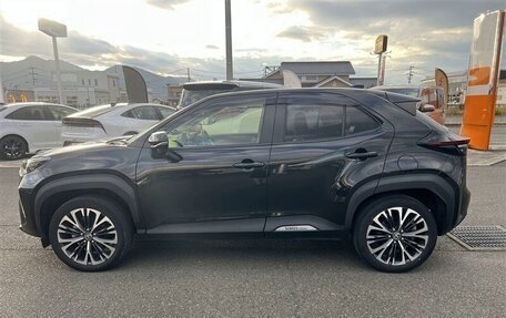 Toyota Yaris Cross, 2021 год, 1 415 000 рублей, 4 фотография