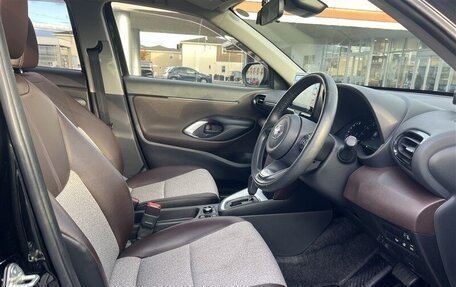 Toyota Yaris Cross, 2021 год, 1 415 000 рублей, 9 фотография