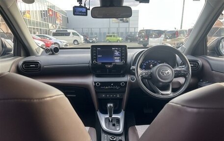 Toyota Yaris Cross, 2021 год, 1 415 000 рублей, 17 фотография