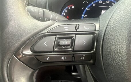 Toyota Yaris Cross, 2021 год, 1 415 000 рублей, 19 фотография