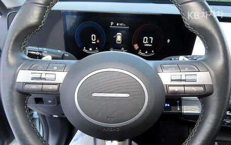 Hyundai Kona, 2023 год, 1 800 000 рублей, 8 фотография