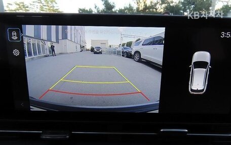 Hyundai Kona, 2023 год, 1 800 000 рублей, 15 фотография