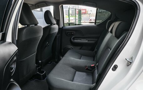 Toyota Aqua I, 2017 год, 1 154 000 рублей, 9 фотография