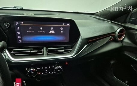 Chevrolet Trax, 2022 год, 1 400 000 рублей, 13 фотография