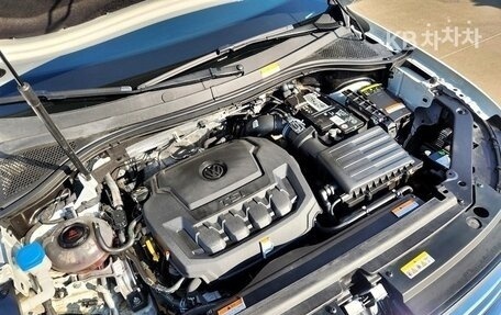 Volkswagen Tiguan II, 2022 год, 2 300 000 рублей, 27 фотография