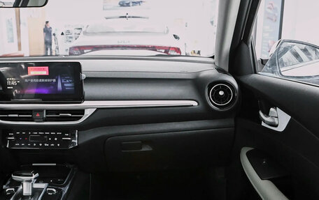 KIA K3, 2025 год, 1 860 000 рублей, 16 фотография