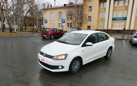 Volkswagen Polo VI (EU Market), 2015 год, 555 000 рублей, 2 фотография