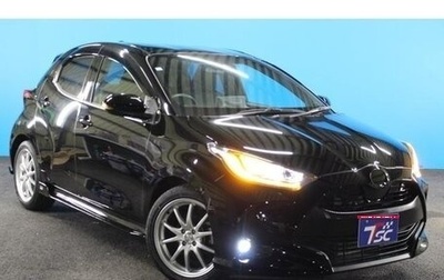 Toyota Yaris, 2022 год, 880 000 рублей, 1 фотография