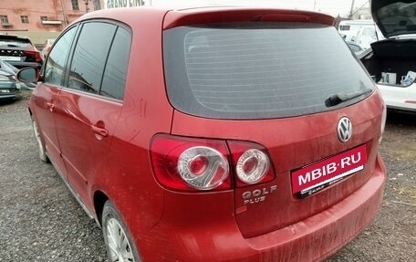 Volkswagen Golf Plus II, 2011 год, 700 000 рублей, 2 фотография