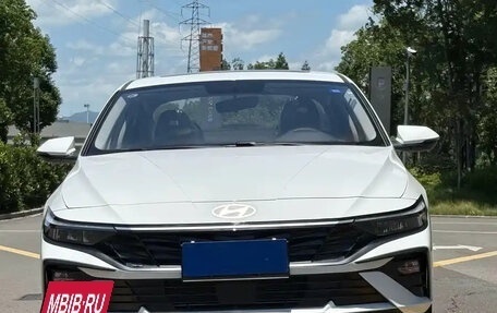 Hyundai Elantra, 2025 год, 1 790 000 рублей, 2 фотография