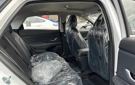 Hyundai Elantra, 2025 год, 1 800 000 рублей, 9 фотография