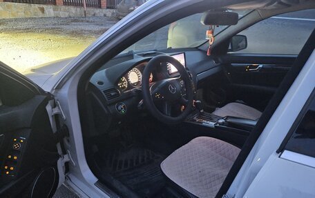 Mercedes-Benz C-Класс, 2008 год, 1 150 000 рублей, 14 фотография