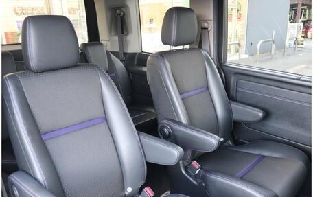 Honda Stepwgn IV, 2022 год, 1 700 000 рублей, 18 фотография