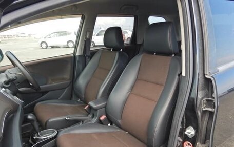 Honda Fit Shuttle I рестайлинг, 2015 год, 720 000 рублей, 14 фотография