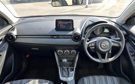 Mazda Demio IV, 2018 год, 750 000 рублей, 9 фотография