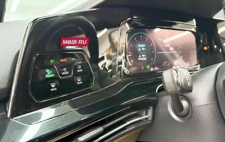 Volkswagen Golf VIII, 2021 год, 2 250 013 рублей, 10 фотография