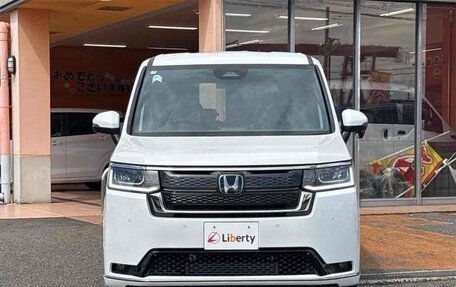 Honda Stepwgn, 2022 год, 1 955 222 рублей, 2 фотография