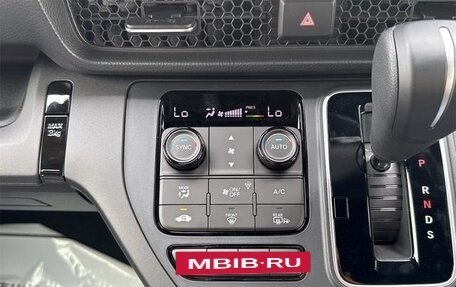 Honda Stepwgn, 2022 год, 1 955 222 рублей, 10 фотография