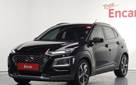 Hyundai Kona I, 2018 год, 1 815 000 рублей, 1 фотография