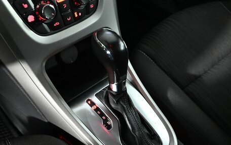 Opel Astra J, 2011 год, 750 000 рублей, 10 фотография