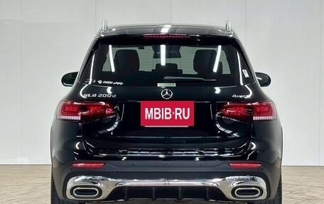 Mercedes-Benz GLB, 2022 год, 1 825 222 рублей, 6 фотография