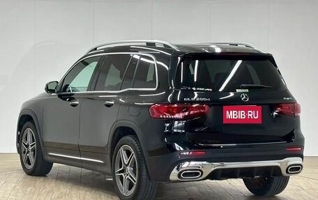 Mercedes-Benz GLB, 2022 год, 1 825 222 рублей, 5 фотография