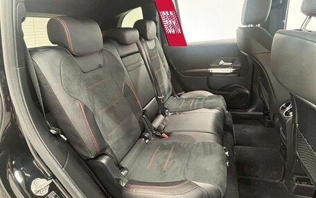 Mercedes-Benz GLB, 2022 год, 1 825 222 рублей, 16 фотография