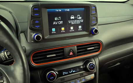 Hyundai Kona I, 2018 год, 1 815 000 рублей, 11 фотография