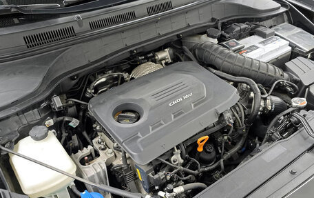 Hyundai Kona I, 2018 год, 1 815 000 рублей, 20 фотография