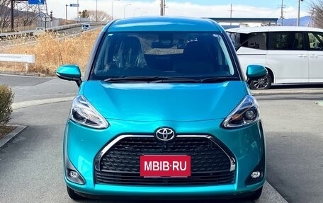 Toyota Sienta II, 2021 год, 1 095 000 рублей, 2 фотография