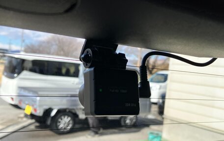 Toyota Sienta II, 2021 год, 1 095 000 рублей, 14 фотография