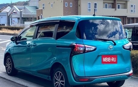 Toyota Sienta II, 2021 год, 1 095 000 рублей, 6 фотография