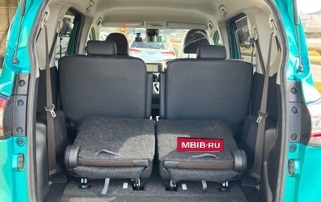 Toyota Sienta II, 2021 год, 1 095 000 рублей, 9 фотография