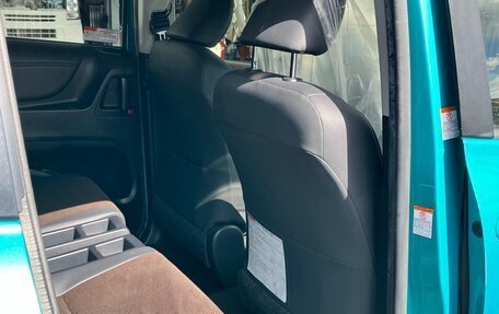 Toyota Sienta II, 2021 год, 1 095 000 рублей, 19 фотография