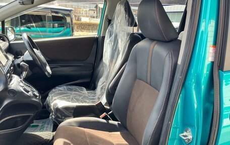 Toyota Sienta II, 2021 год, 1 095 000 рублей, 23 фотография