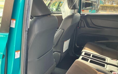 Toyota Sienta II, 2021 год, 1 095 000 рублей, 21 фотография